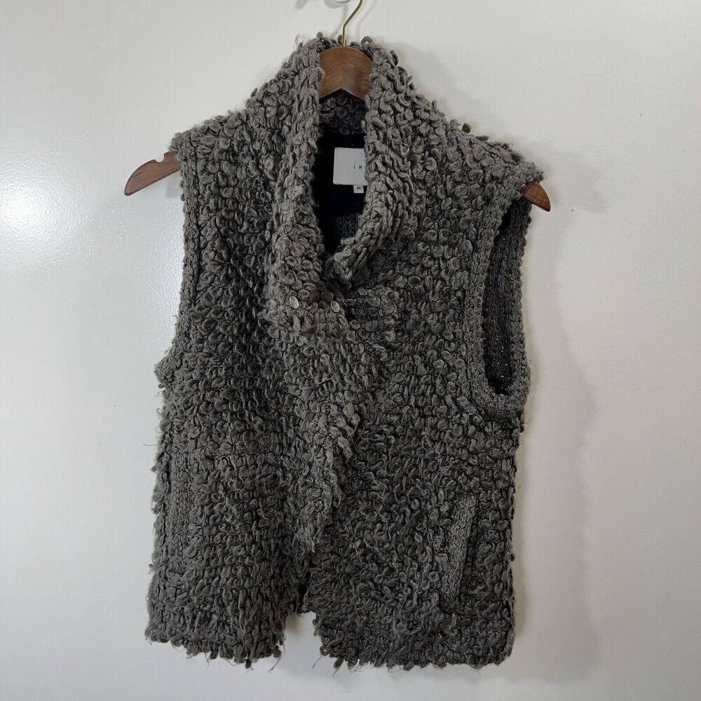 IRO Womens Catleen Vest Size M 36 Gray Chunky Teddy Bear Snap Luxurious Mob Wife